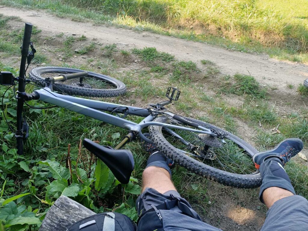 Odpoczynek na podjeździe - Rychlebskie Ścieżki