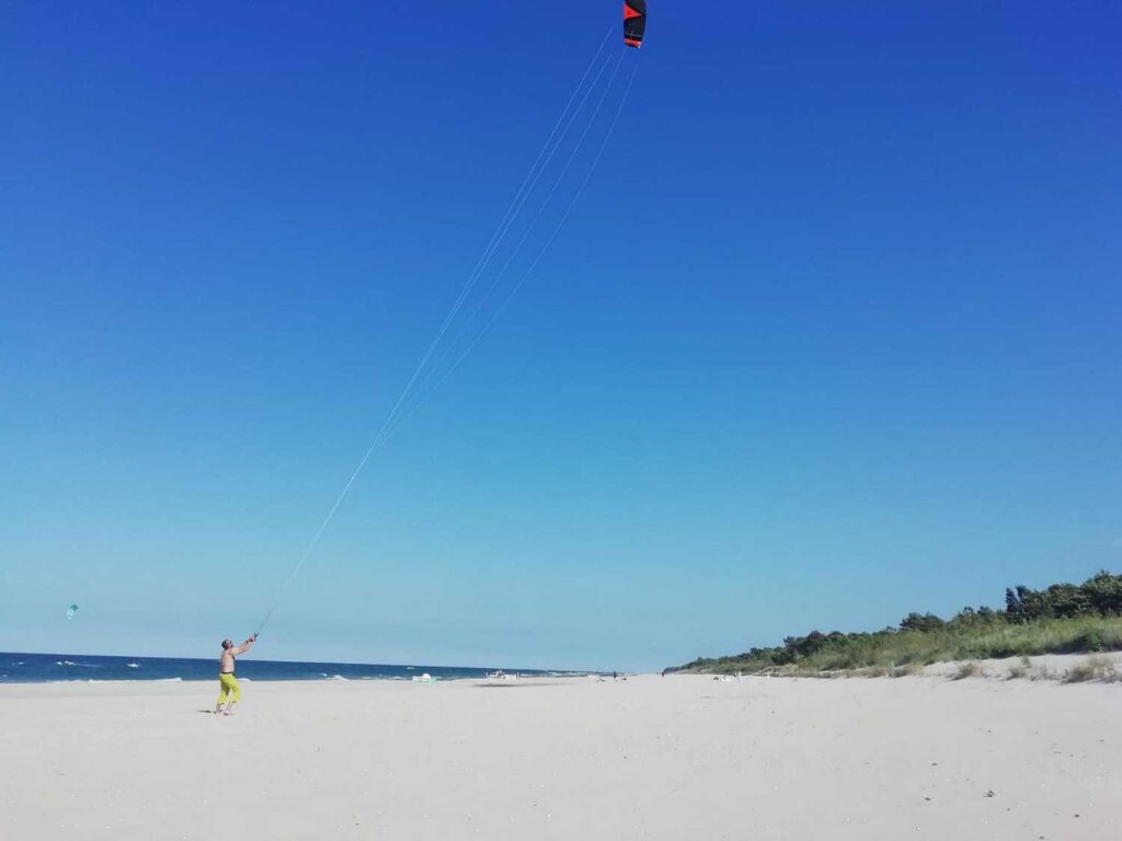 Zabawa latawcem treningowym - HEL