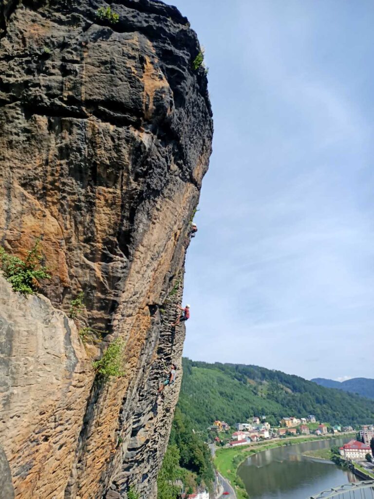 via ferraty - Deciny Czechy