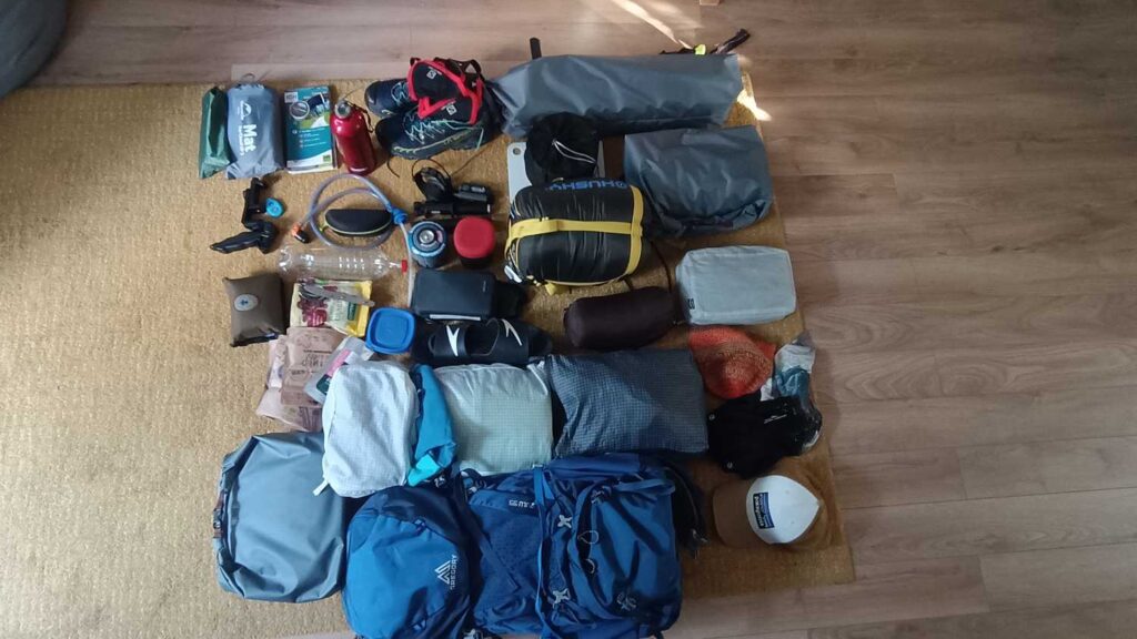 próba pakowania bagaż na TMB