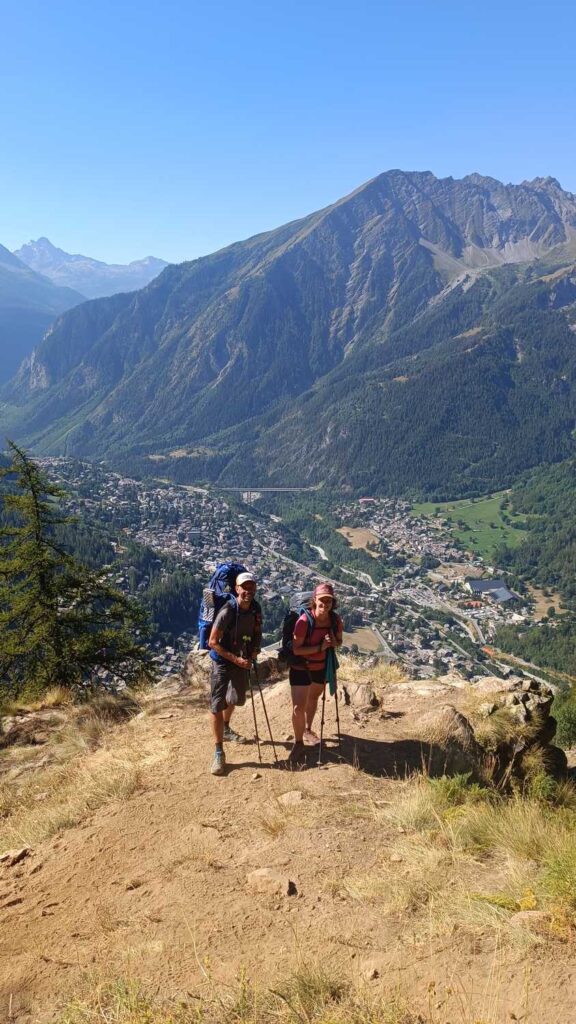 Widok ze szlaku na Courmayeur - TMB-dzień 4 (Italia)